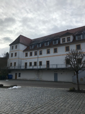 Gut geschnittene 2-Zimmer-Wohnung in tollem Ambiente