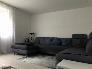 Helle 4-Zimmer-Wohnung mit Balkon