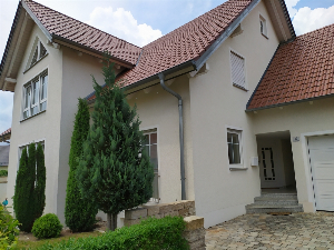 Großzügiges Wohlfühlhaus in ruhiger Lage