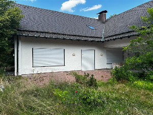 Repräsentative Villa auf traumhaftem Grundstück