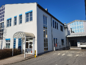 Büroflächen mit Lager - Ihr Firmensitz direkt an der A3!