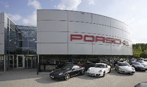 Porsche Zentrum Regensburg - RESERVIERT