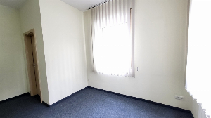 In zentraler Lage: Gepflegte Büro-/Praxisfläche