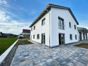 Wohnen und Arbeiten perfekt vereint - Erstbezug!